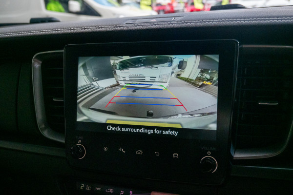 2025 Mazda BT-50 TF GT Cab Chassis Image 15