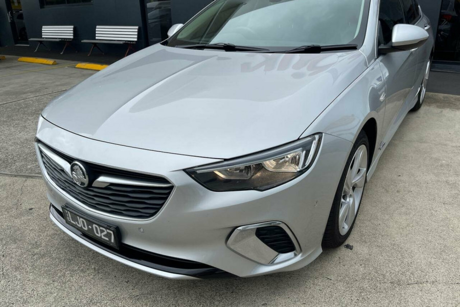 2017 MY18 Holden Commodore ZB MY18 RS-V Liftback AWD Hatch Image 19