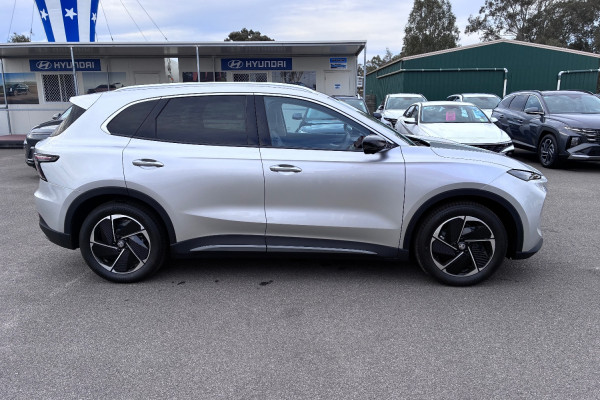 2025 MG MGS5 EV ZS3EM Essence 62 SUV Image 8