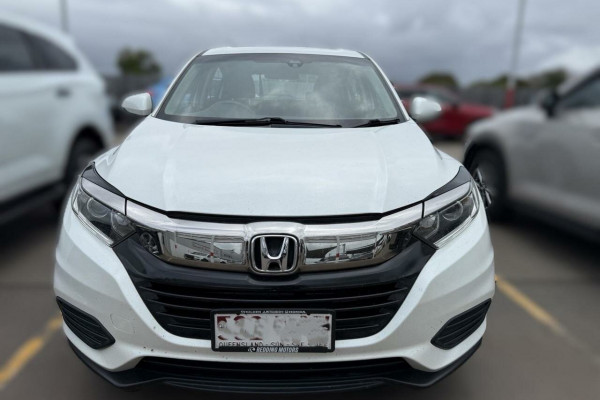 2019 Honda HR-V  VTi SUV Image 2