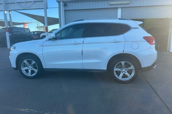 2020 Haval H2  Premium SUV Image 7