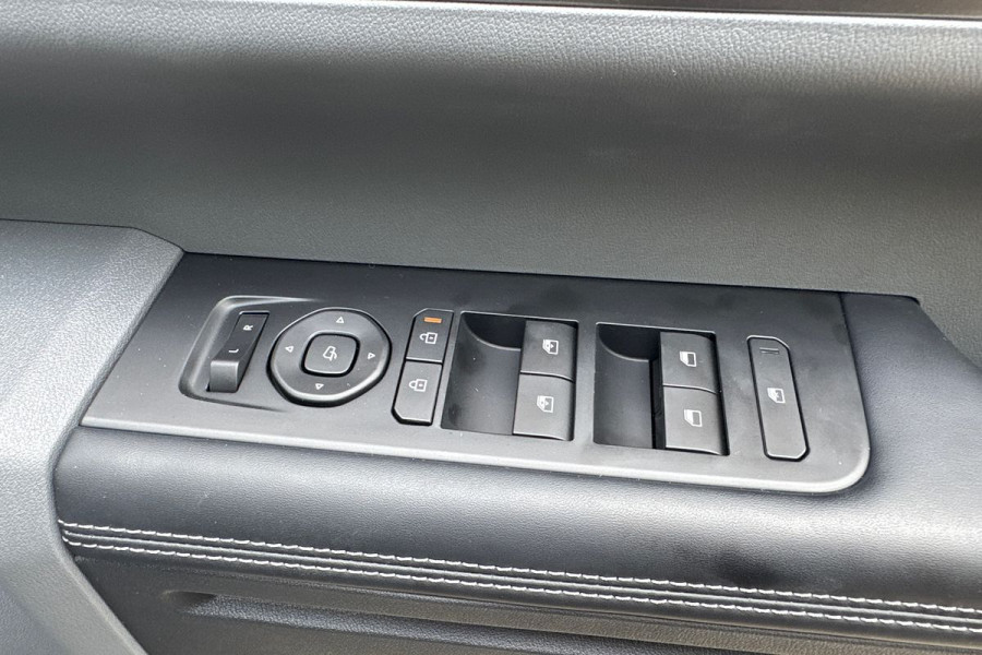2025 MY26 Kia Tasman TK SX Ute Image 7
