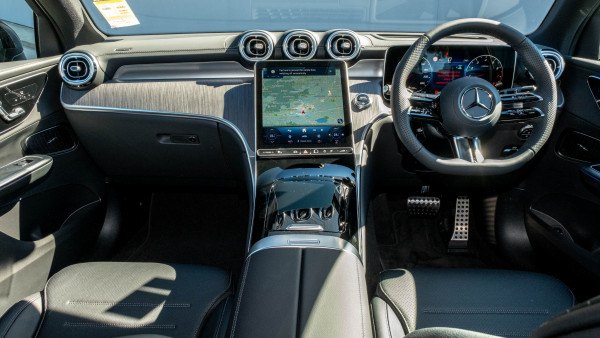 2026 Mercedes-Benz GLC-Class GLC300 SUV image 18