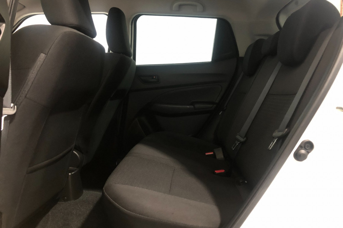2023 Suzuki Swift AZ Series II GL Hatch Image 10