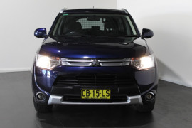 2014 Mitsubishi Outlander ZJ ES Suv