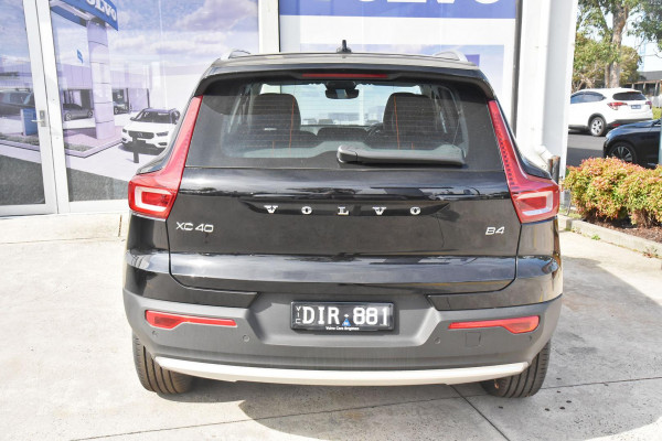 2024 MY25 Volvo XC40  Plus B4 SUV Image 4