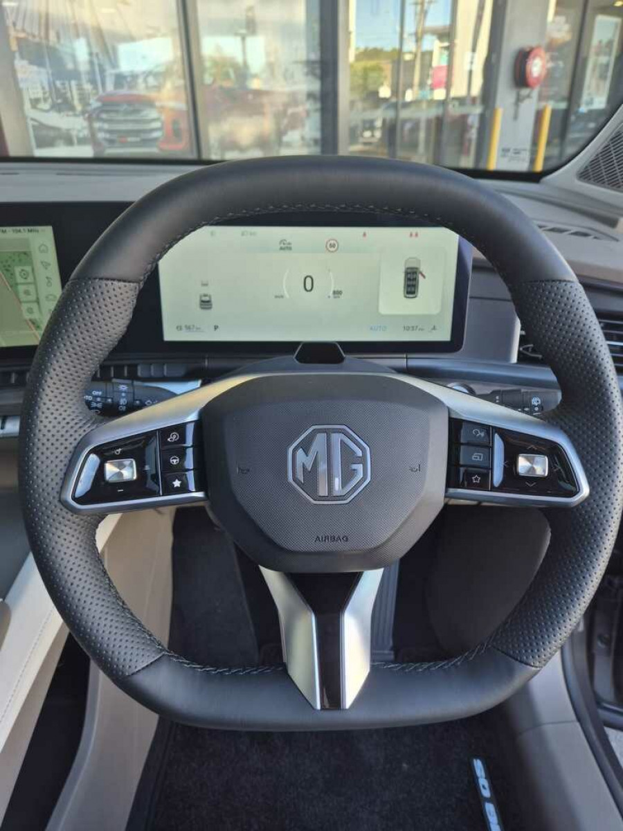 2025 MG QS IS31 Essence SUV Image 18
