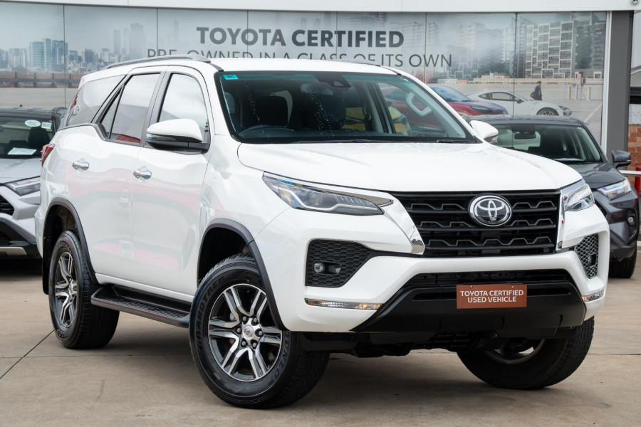 2024 Toyota Fortuner GUN156R GXL SUV Image 1