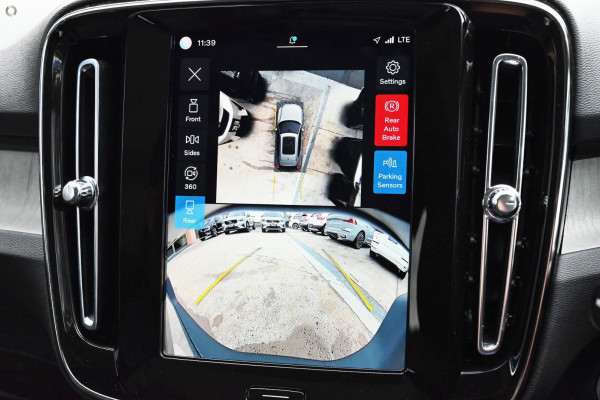 2026 Volvo XC40 XZ Plus B4 SUV Image 12