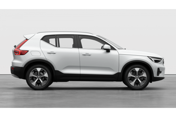 2026 Volvo XC40 XZ Ultra B4 Bright SUV Image 5