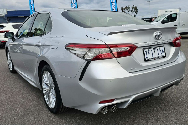 2018 Toyota Camry AXVH71R SL Sedan Image 8
