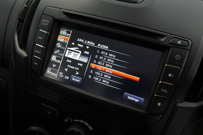 2019 Isuzu UTE D-MAX SX Crew Cab Ute High-Ride 4x2 Utility Image 9