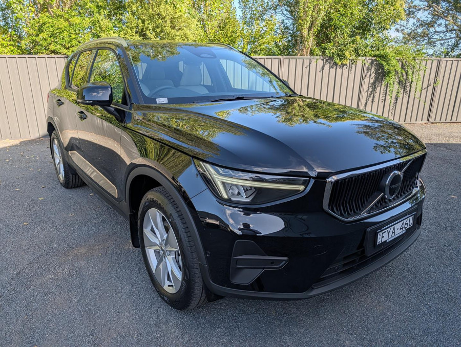 2025 MY26 Volvo XC40 XZ Plus B4 SUV Image 3