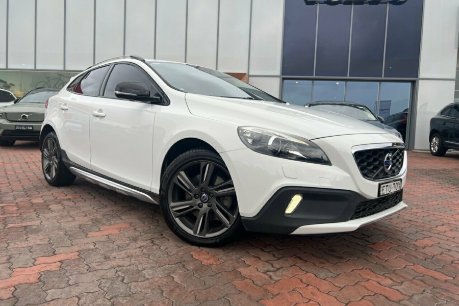 2015 MY16 Volvo V40 Cross Country M Series MY16 T5 Adap Geartronic AWD Luxury Hatch