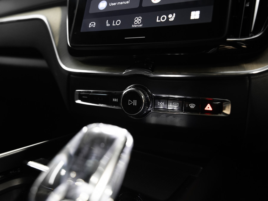 2026 Volvo XC60 UZ B5 Plus 2L Mild Hybrid AWD SUV Image 14