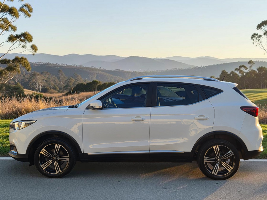 2021 MG ZS AZS1 Essence SUV Image 4