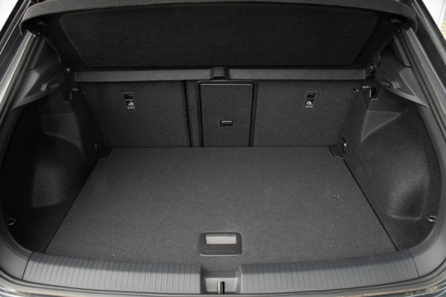 2025 MY26 Volkswagen T-Roc D11 140TSI R-Line SUV Image 22