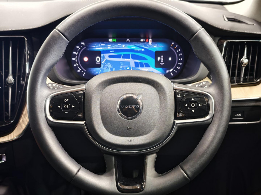 2025 MY26 Volvo XC60 UZ Ultra B5 Dark SUV Image 64