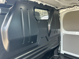 2023 MY23.75 Ford Transit Custom AV Trend SWB Van image 7