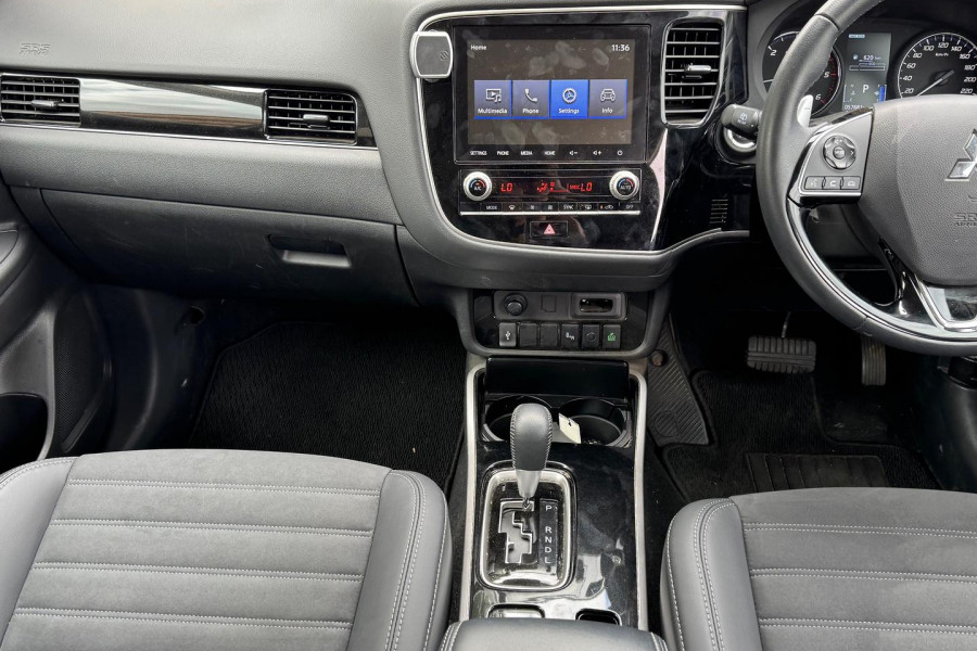 2020 MY21 Mitsubishi Outlander ZL LS SUV Image 14