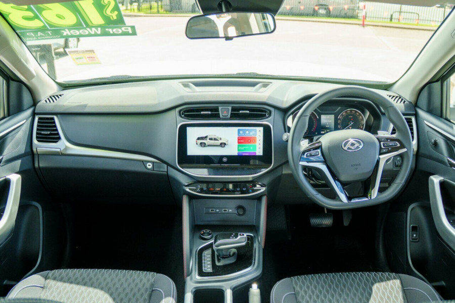 2025 MY23 LDV T60 SK8C Max PRO Ute Image 15