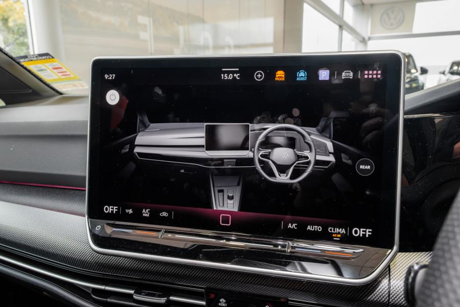 2025 Volkswagen Golf 8.5 GTI Hatch Image 16
