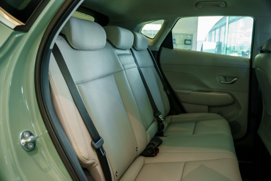 2025 Hyundai KONA SX2.V2 Premium SUV Image 7