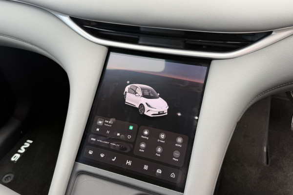 2025 MG IM6 S12L Performance SUV Image 9