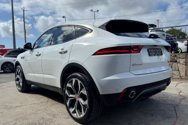 2019 Jaguar E-PACE X540 P250 SE SUV Image 7