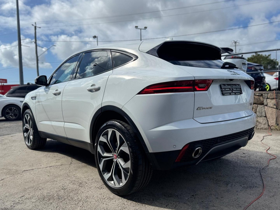 2019 Jaguar E-PACE X540 P250 SE SUV Image 7