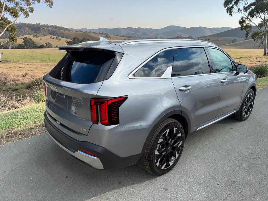 2026 Kia Sorento MQ4 PE GT-Line SUV Image 3