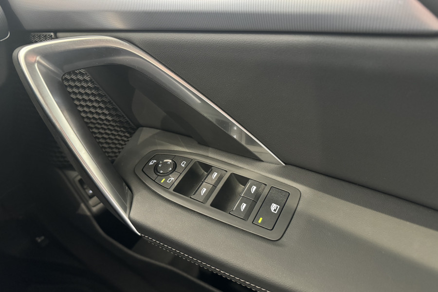 2023 BMW iX1 U11 eDrive20 xLine SUV Image 26