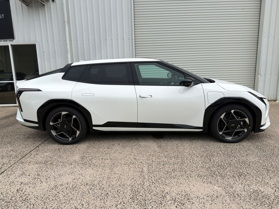 2026 Kia EV4  GT-Line Long Range Sedan Image 8