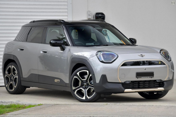 MINI Aceman SE Favoured J05