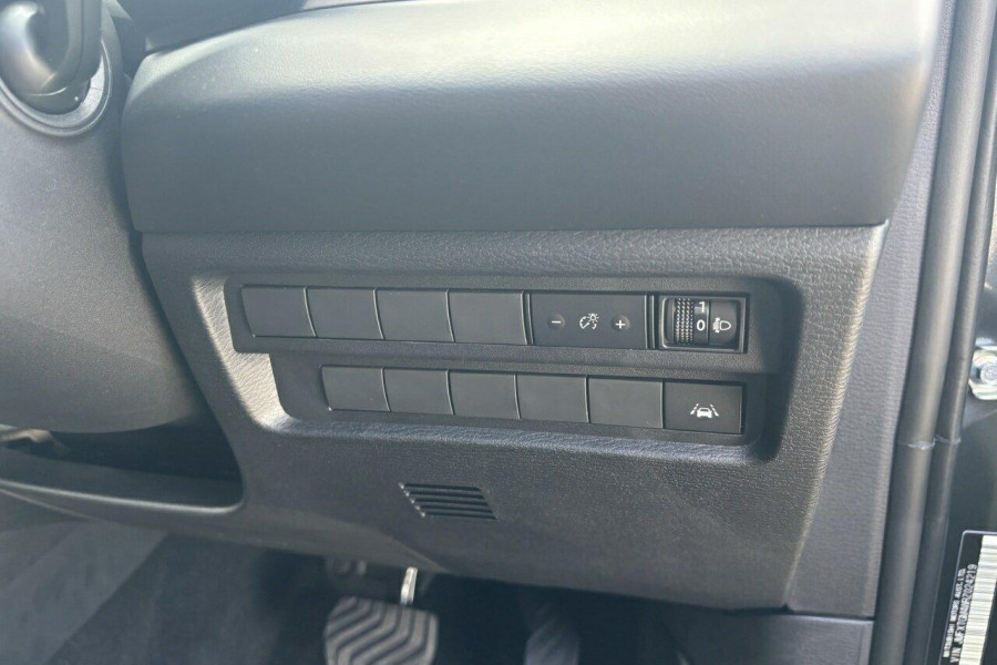 2024 Mitsubishi Outlander ZM LS SUV Image 18
