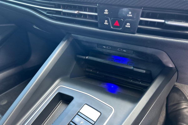 2022 MY22.5 Volkswagen Golf 8 R Hatch Image 21