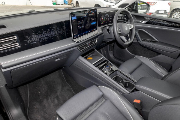 2026 Volkswagen Tiguan CT 150TSI eHybrid Elegance SUV Image 6