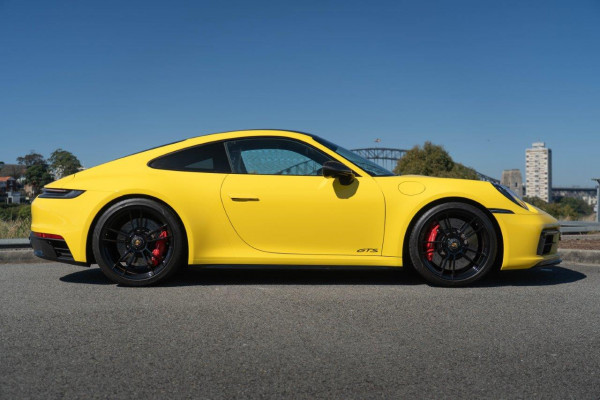2022 Porsche 911 Carrera GTS Coupe Image 3