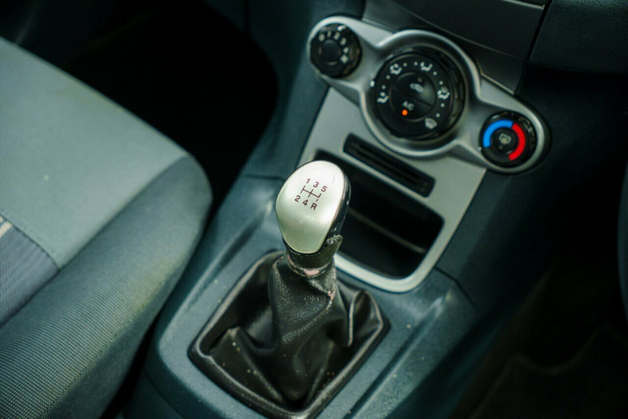 2010 Ford Fiesta WS CL Hatch Hatch Image 13