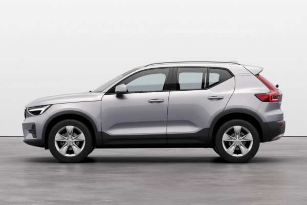2024 Volvo XC40 XZ Plus B4 SUV Image 2
