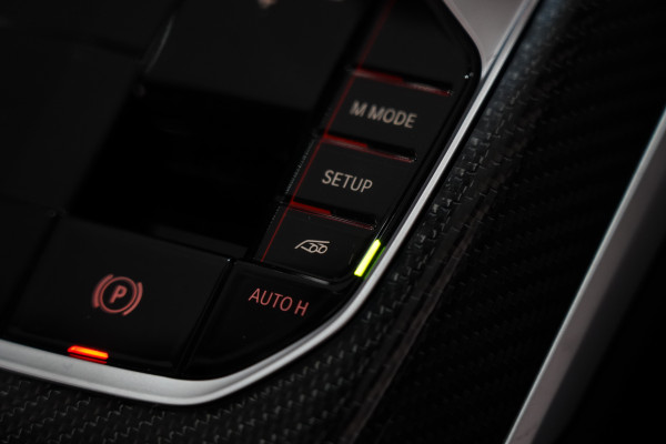 2022 BMW M4 50 Jahre Edition X Drive Coupe Image 39