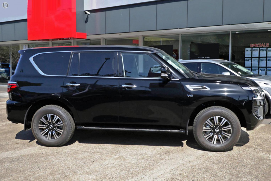 2026 Nissan Patrol Y62 Ti SUV Image 5