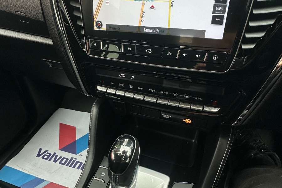 2021 Isuzu MU-X RJ LS-U SUV Image 19