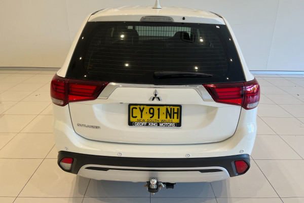 2020 Mitsubishi Outlander ZL ES SUV Image 5