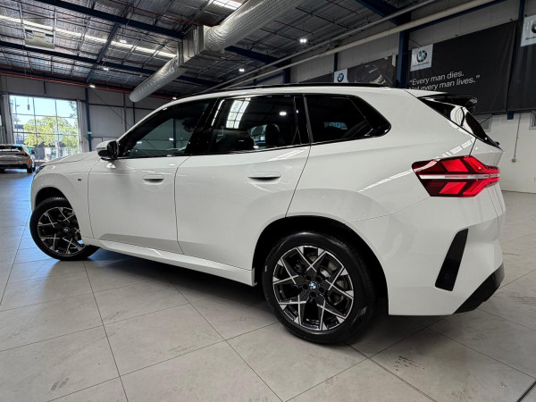 2026 MY25 BMW X3 G45 20 xDrive SUV image 3