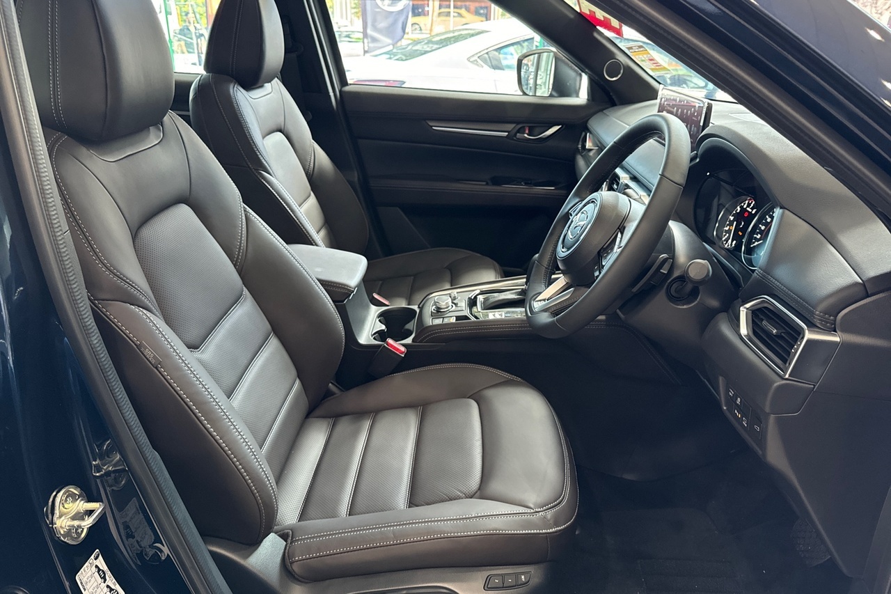 2025 MY24 Mazda CX-5 KF Series G35 Akera SUV Image 9