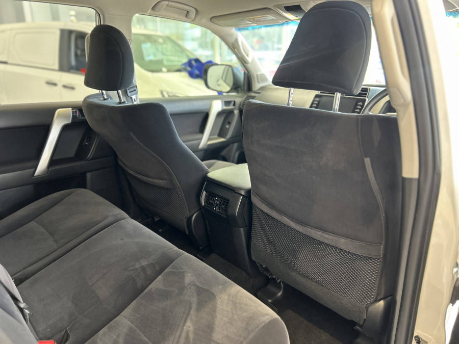 2021 Toyota LandCruiser Prado GDJ150R GX SUV Image 16