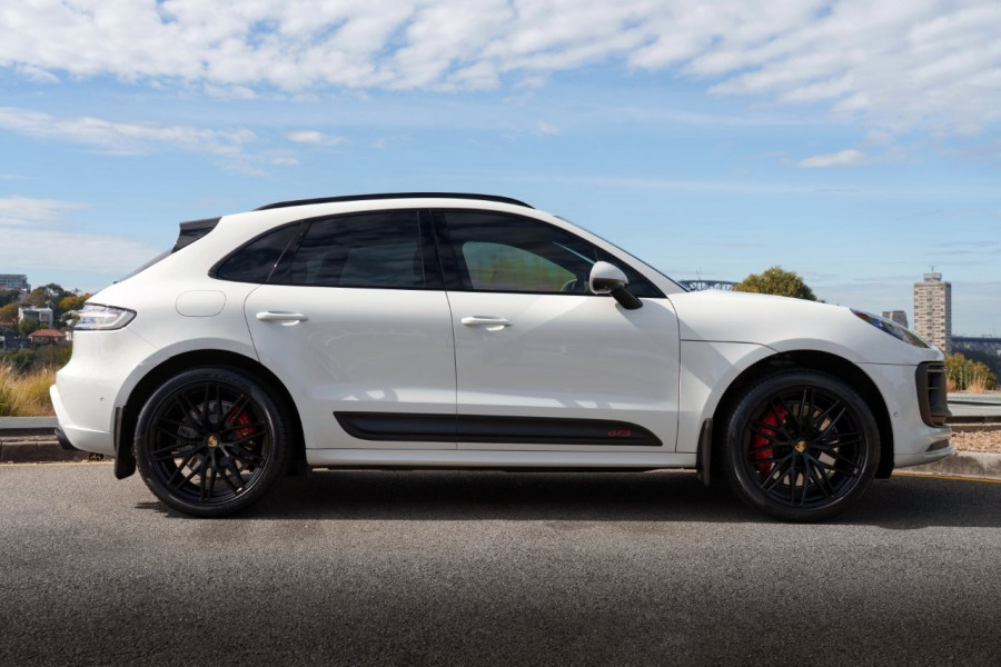 2021 Porsche Macan GTS SUV Image 3