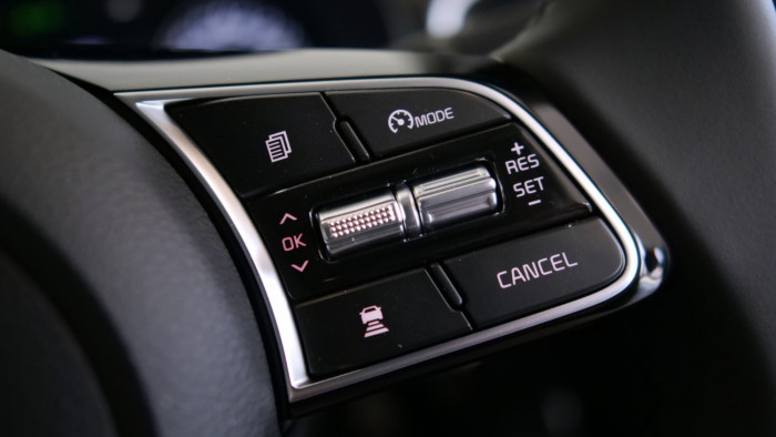 2020 MY1  Kia Cerato BD S with Safety Pack Hatchback Image 16