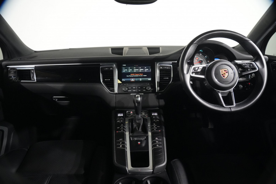 2017 Porsche Macan S SUV Image 13